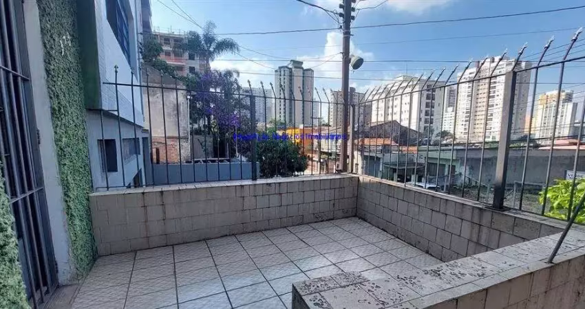 Casa 120m², 02 dormitórios (sendo 01 suíte), 02 banheiros e 02 vagas de garagem.  excelente localização á 7 minutos andando para a estação do metrô