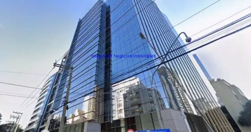 Laje  228,70m² e 2 vagas de garagem.  condomínio com portaria  e segurança.  excelente localização á 7 minutos andando para a estação do metrô