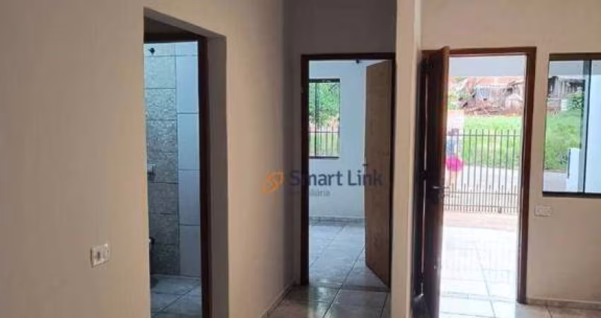 Casa com 2 dormitórios à venda, 52 m² por R$ 135.000,00 - Centro - Ouro Verde do Oeste/PR