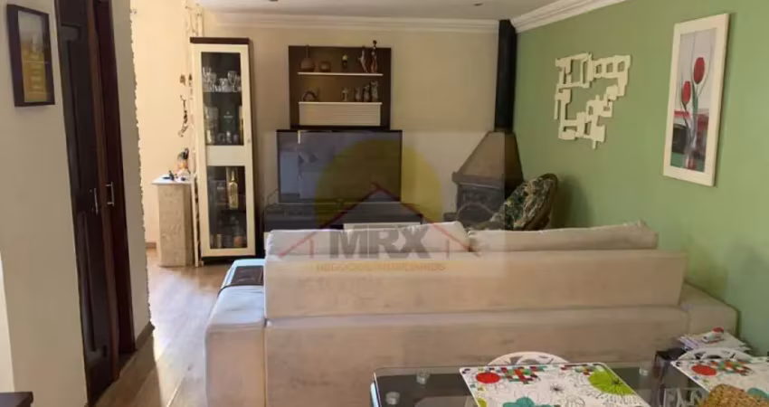 Casa em condomínio fechado com 3 quartos à venda na Rua Dom Valverde, --, Vila Monumento, São Paulo