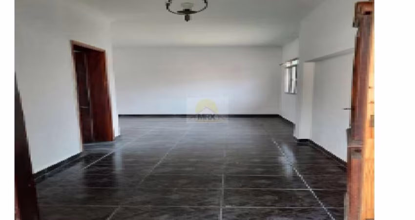 Casa Térrea - 2 Dormitórios - Vila Moraes
