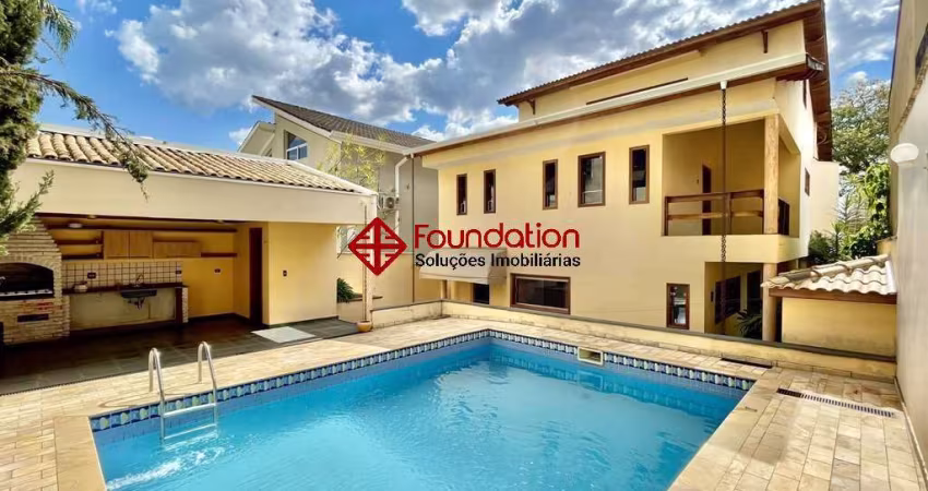 Cond São Paulo II - Sobrado 3 dorms/1ste. Piscina, churrasqueira, lareira!