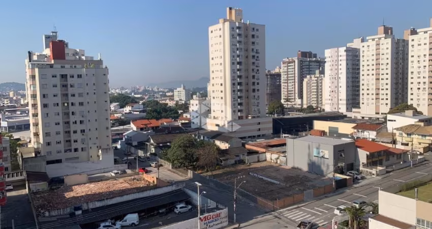 Apartamento 2 dorms (sendo 01 suíte) em Campinas - São José, sacada com churrasqueira, e 1 vaga de garagem.