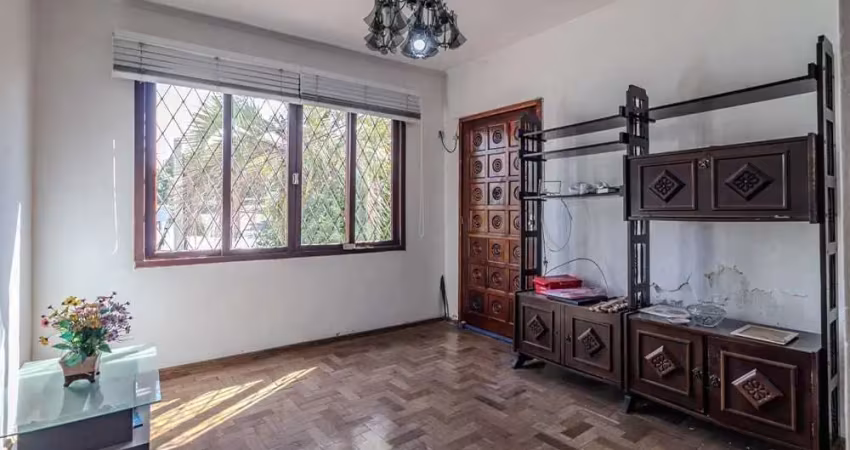 Casa para venda no bairro passo da areia em porto alegre
