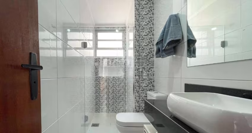 Apartamento à venda  de 3 Dormitórios a 300 m do Bourbon Shopping Wallig ,Com 2 vagas de garagem.