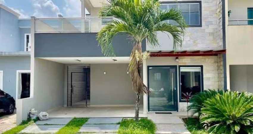 CASA DE 2 PAVIMENTOS EM CONDOMÍNIO FECHADO! ÁREA PRIVATIVA DE 220M².
