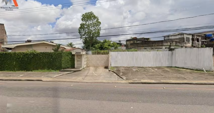 PRÉDIO COMERCIAL NA AVENIDA PERIMETRAL! ÁREA TOTAL DE 1.631,99M². ÁREA PRIVATIVA DE 730,95M². 14 VAGAS DE GARAGEM.
