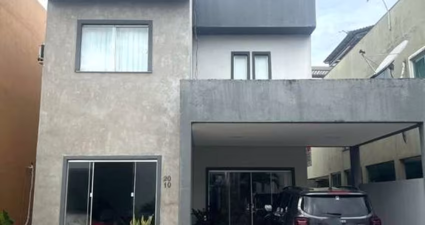 -COP 30 - CASA DE 2 PAVIMENTOS COM 4 QUARTOS SENDO 3 SUÍTES  NO CONDOMÍNIO CIDADE JARDIM 2! -ÁREA PRIVATIVA DE 180M². -02 VAGAS DE GARAGEM. -NASCENTE.