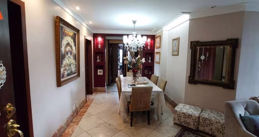 -COP 30 - APARTAMENTO  COM 3 SUÍTES + GABINETE NO EDIFÍCIO ASTORIA TOWER! -ÁREA PRIVATIVA DE 145M² - 2° ANDAR. -02 VAGAS DE GARAGEM.