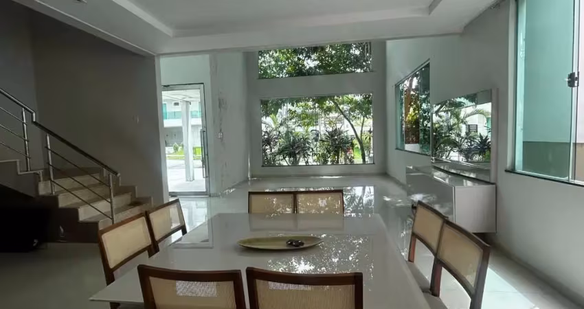 -cop 30 - casa de 2 pavimentos com 4 suítes no condomínio montenegro boulevard! -área privativa de 700m². -02 vagas de garagem.