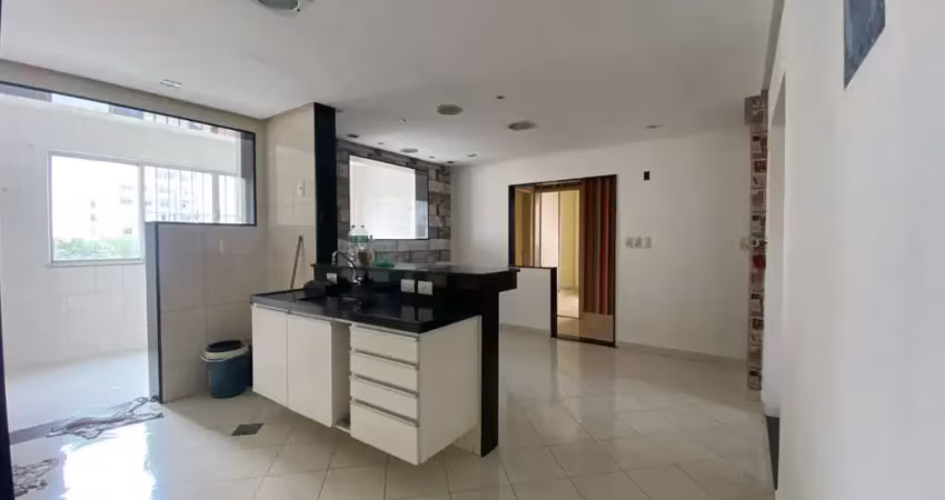 Apartamento com 3 quartos sendo 1 suíte no bairro do umarizal. área privativa de 132m². 01 vaga de garagem. nascente.