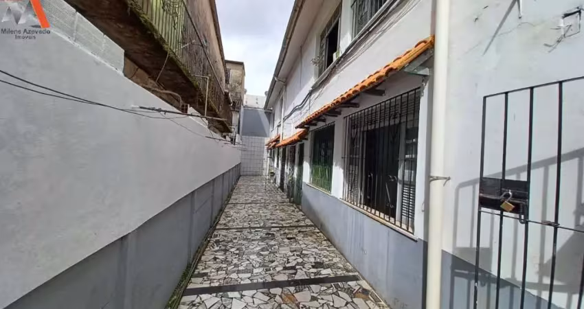 Casa de 2 pavimentos e vila de kitnet´s na sacramenta! área total de 308,14m². 5 vagas de garagem.