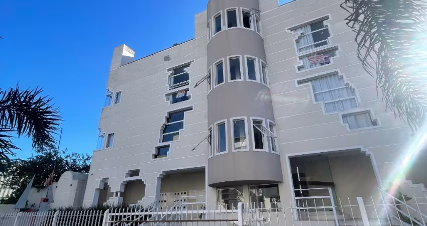 Lindo apartamento 03 dormitórios em Canasvieiras