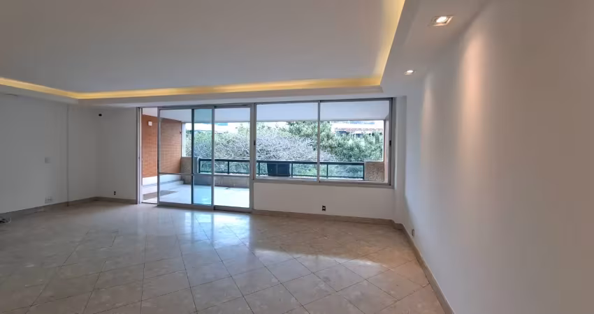 Apartamento com 3 quartos para alugar na Avenida Alda Garrido, 525, Barra da Tijuca, Rio de Janeiro