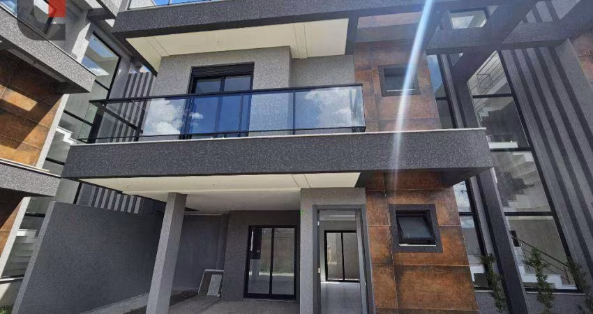 Sobrado Triplex à venda por R$ 829.000 - Boqueirão - Curitiba/PR