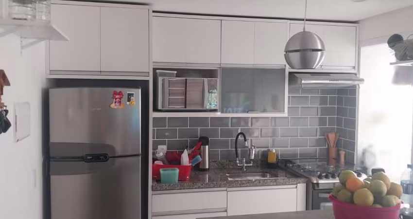 Apartamento para Venda em São Paulo, Pirajussara, 2 dormitórios, 1 banheiro, 1 vaga
