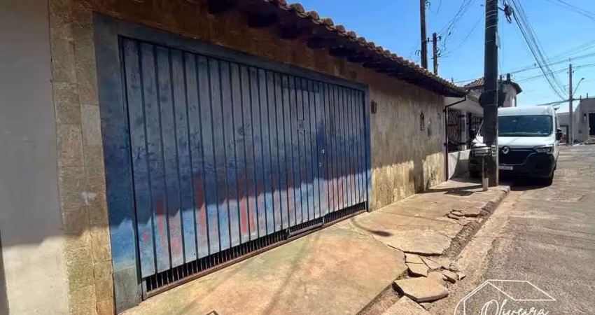 Casa com 2 quartos à venda no Jardim Ouro Verde, Bauru 