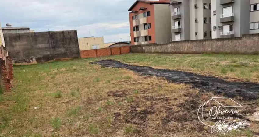 Terreno à venda no Jardim Auri Verde, Bauru 
