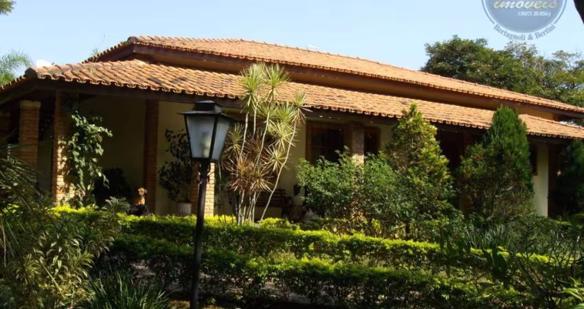 Chácara com 3 dormitórios, 2506 m² - venda por R$ 990.000,00 ou aluguel por R$ 6.500,00/mês - Condomínio Chácaras Carolina - Itu/SP