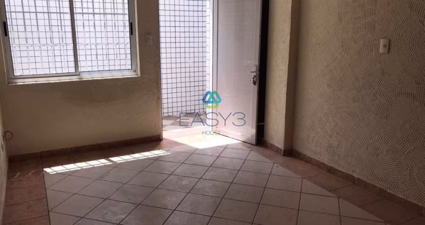 Casa com 2 quartos para alugar na Rua Azevedo Soares, 1525, Vila Gomes Cardim, São Paulo