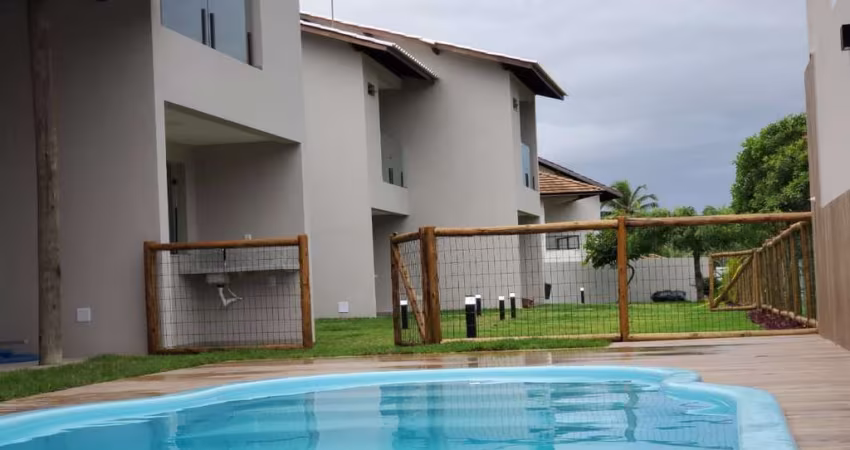 VILLAGE NOVO PRÓXIMO A PRAIA, DOIS DORMITÓRIOS  SUITES, 70m² COM 20m²DE ÁREA GOURMET, NASCENTE A 15