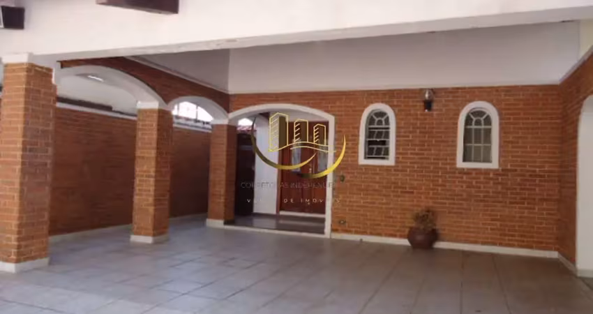 Imperdível Casa à Venda em Americana-SP, na Vila Frezzarim: 4 Quartos, 2 Suítes, 3 Salas, 3 Banheiros, 4 Vagas de Garagem, 410m²!