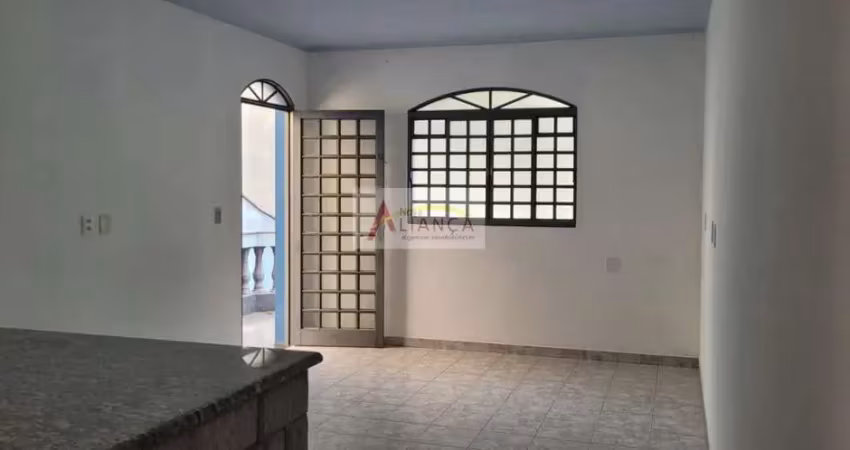 Casa à venda na Vila Popular, Várzea Paulista 