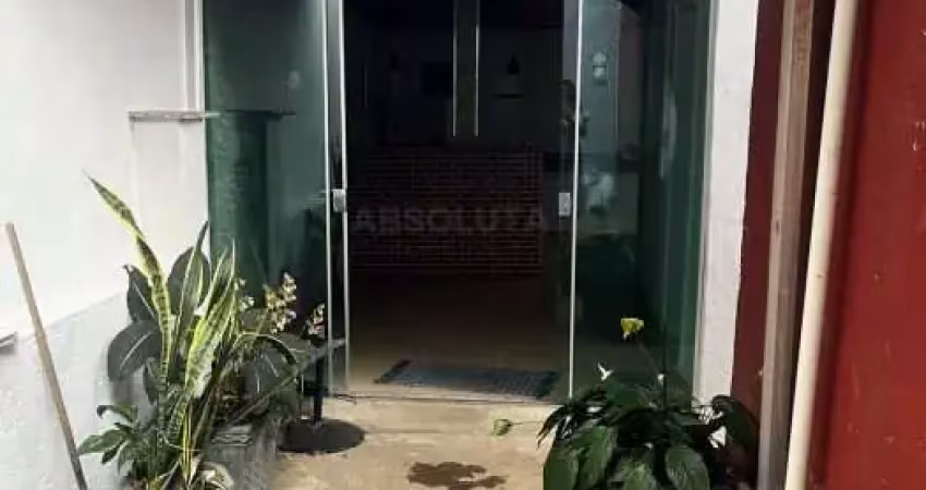 Ampla casa com 3 quartos op&ccedil;&atilde;o para construir segundo andar - conjunto morada da serra, ibirité - mg