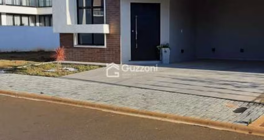 Casa Térrea em Condomínio Fechado