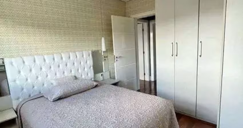 Novidade ' casa com 4 suites mobiliada ' vista incrível .