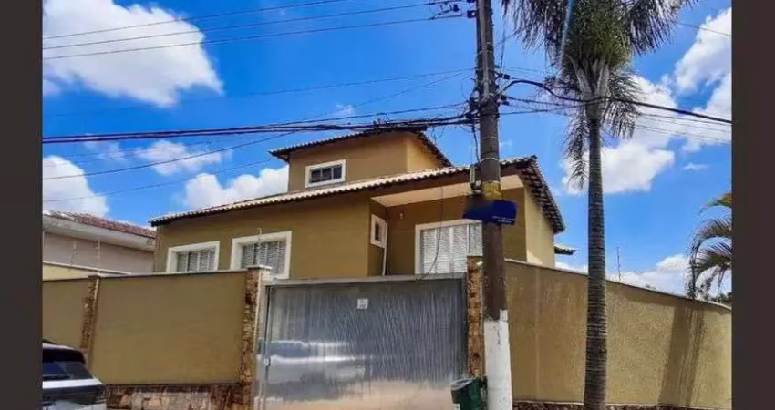 Linda casa para venda com 250 metros quadrados com 3 suítes em chácara inglesa - são paulo .