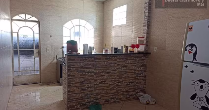 Casa para Venda em Contagem, Chácaras São Geraldo, 2 dormitórios, 1 banheiro, 2 vagas