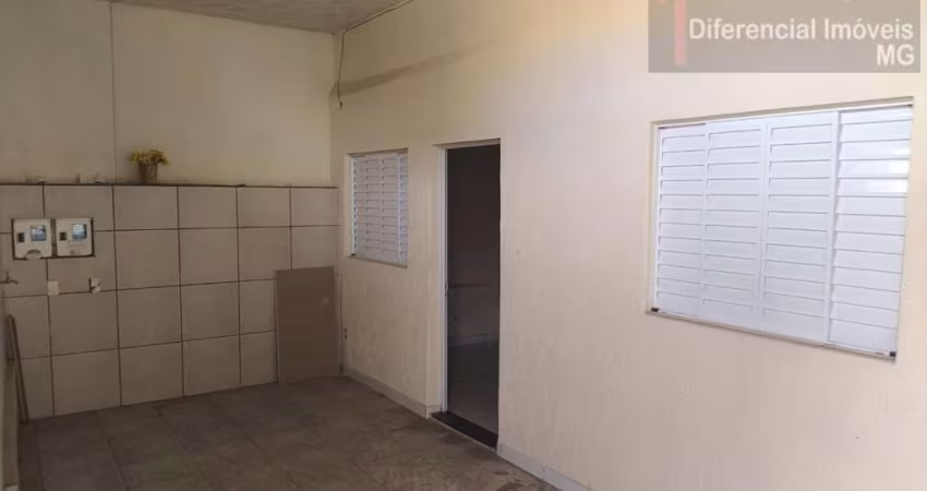Casa para Venda em Contagem, Nova Contagem, 3 dormitórios, 1 suíte, 3 banheiros