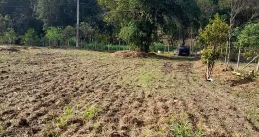Chácara / sítio à venda no Campo Alegre, Esmeraldas 