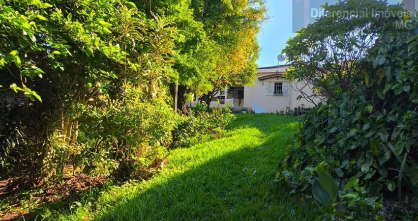 Casa para Venda em Contagem, Retiro, 2 dormitórios, 1 banheiro, 4 vagas