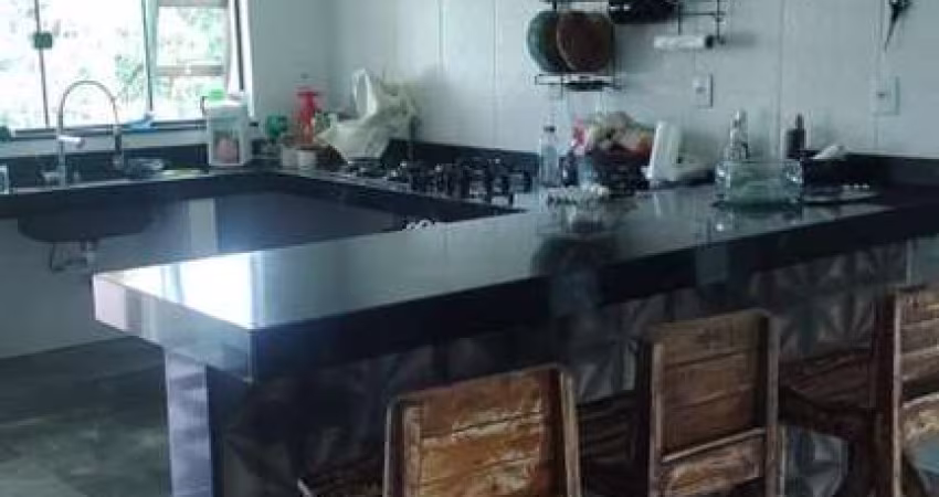 Chácara para Venda em Contagem, San Remo, 2 dormitórios, 1 banheiro, 3 vagas