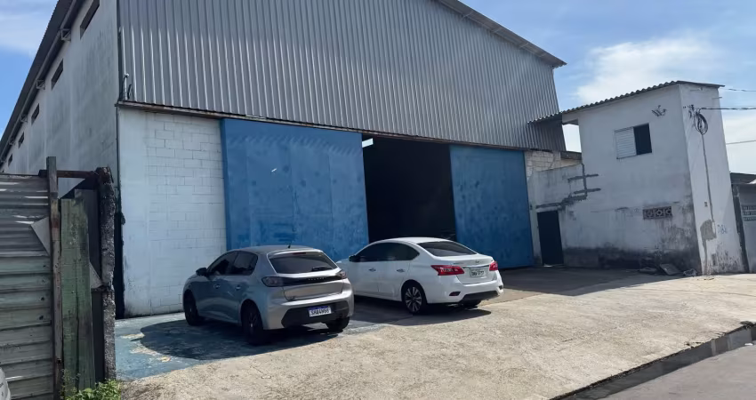 Barracão / Galpão / Depósito com 4 salas para alugar na Rua Tamoios, 309, Parque São Vicente, São Vicente