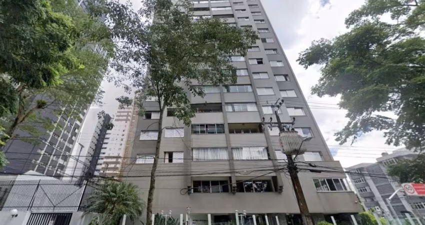 Apartamento à Venda com 3 quartos no Bigorrilho em Curitiba