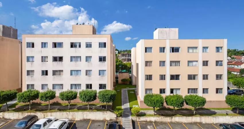 Apartamento à venda com 3 quartos no Santa Cândida