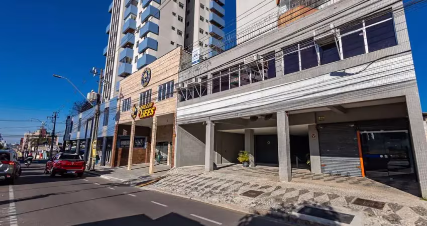 Sala comercial à venda na Avenida Paraná, 1706, Bacacheri, Curitiba