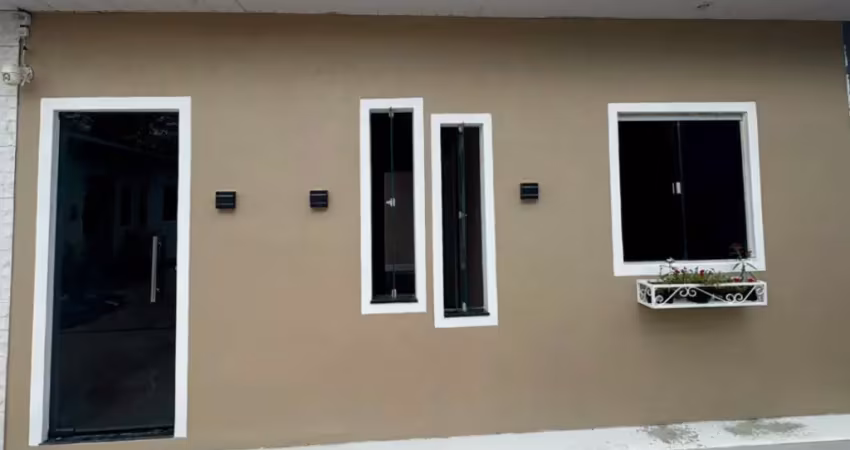 Casa no res. brisas do rio  icuí à 100m da avenida sta fé