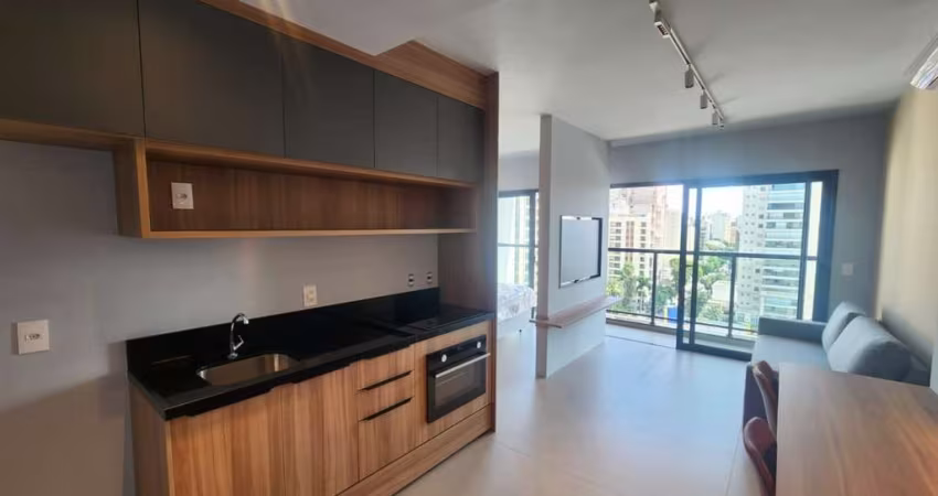 Apartamento Mobiliado para Venda em Campinas, Cambuí, 1 dormitório, 1 suíte, 1 banheiro, 1 vaga