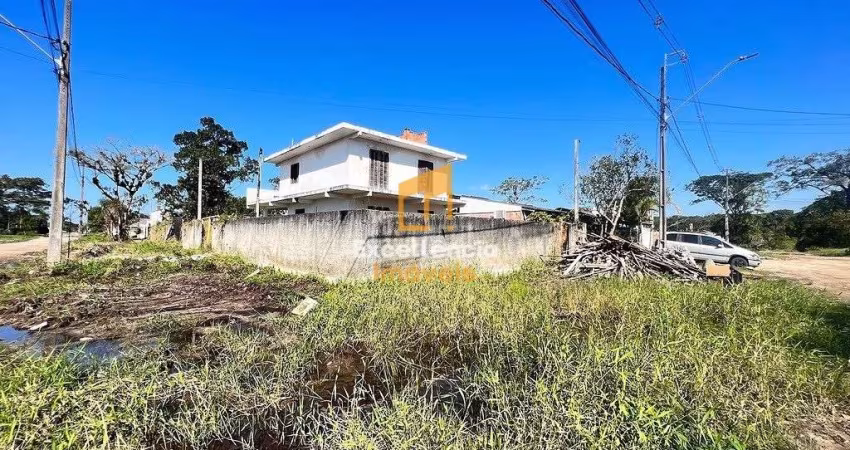 Sobrado a venda em Guaratuba