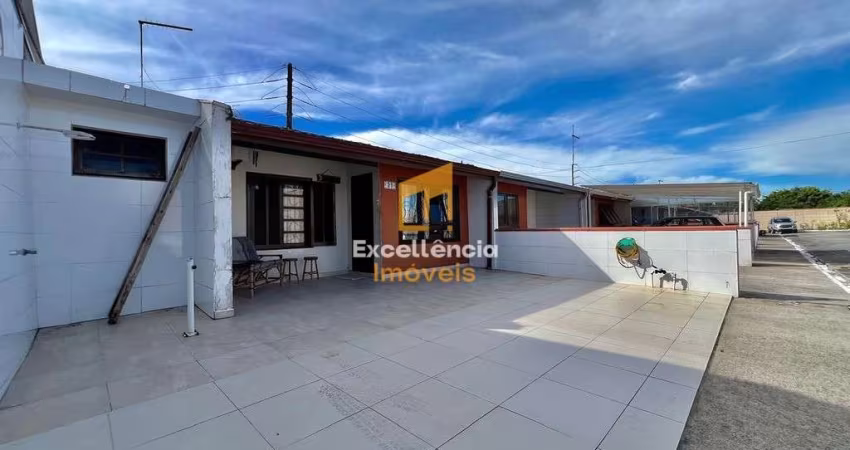 Casa condomínio 2 quartos na praia