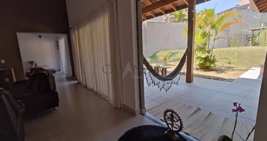Casa comercial à venda na Beco da Água Fria, Granja Viana II, Cotia