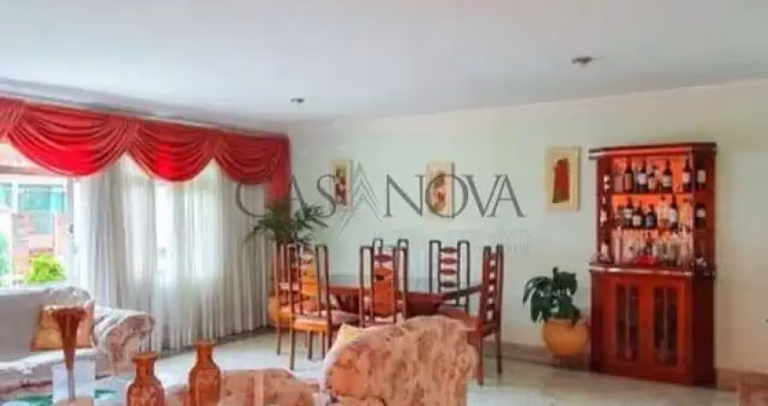 Casa com 4 quartos à venda na Rua Nova Pátria, 000, Saúde, São Paulo