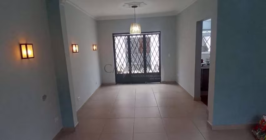 Casa com 3 quartos para alugar na Vila Monumento, São Paulo 