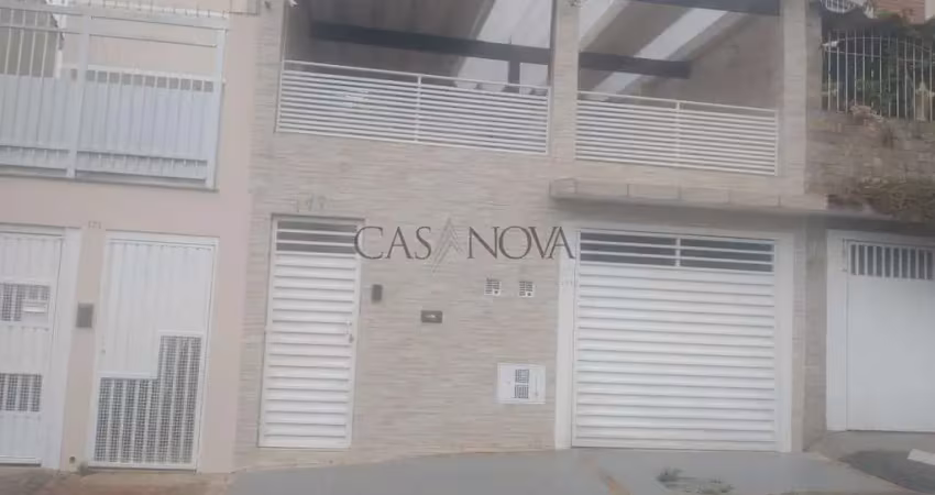 Casa com 3 quartos para alugar na Rua Dom Miguel Costa, 177, Vila Gumercindo, São Paulo