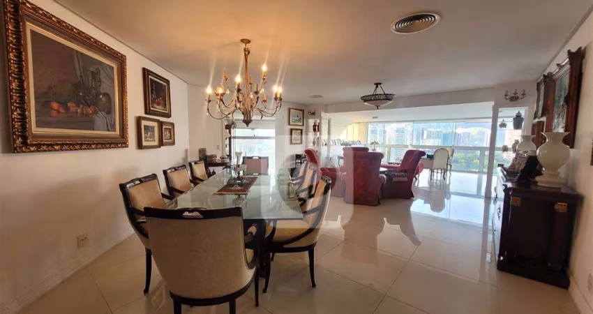 Apartamento 4 quartos, sendo 3 suítes