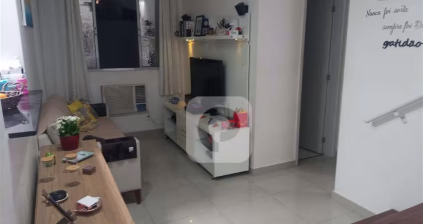 Excelente Cobertura duplex na Taquara